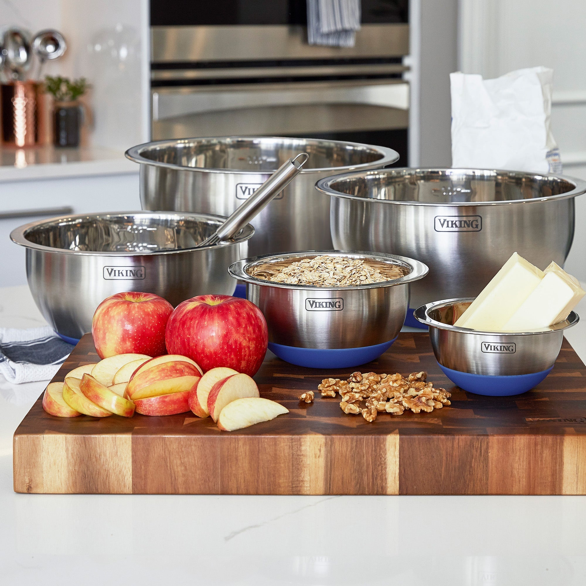 Viking 10-Piece Stainless Steel Mixing Bowl Set with Lids, Blue